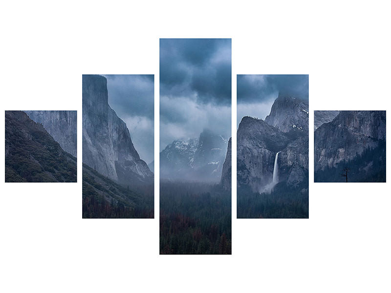 5-piece-canvas-print-amidst-a-thunderstorm