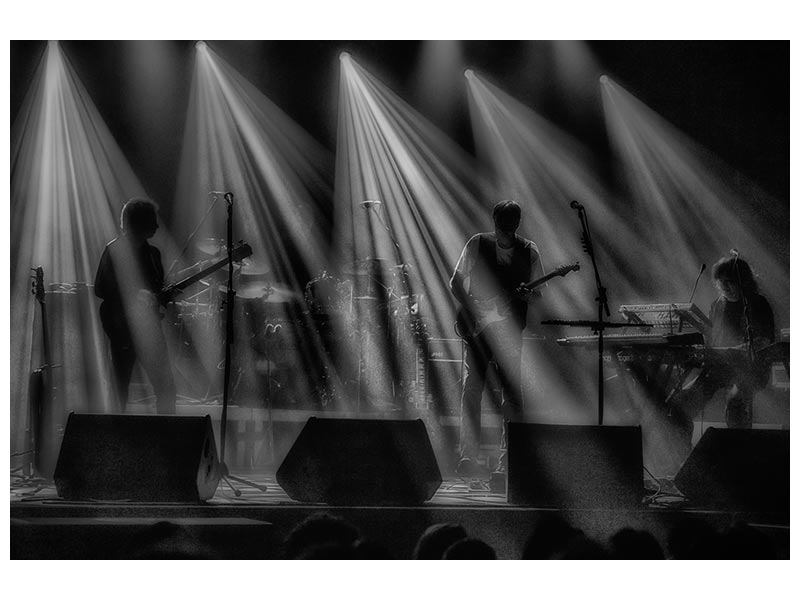 canvas-print-on-stage-x