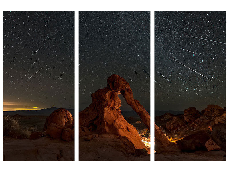 3-piece-canvas-print-geminid-meteor-shower-above-the-elephant-rock