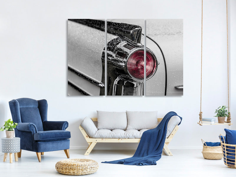 3-piece-canvas-print-oldtimer-tail-light