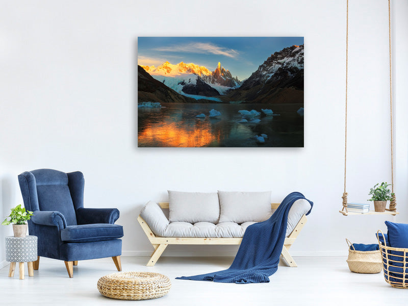 canvas-print-morning-light-at-cerro-torre