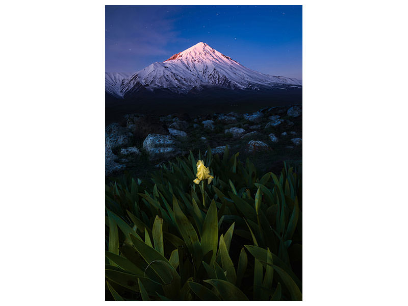 canvas-print-mount-damavand-in-blue-moments